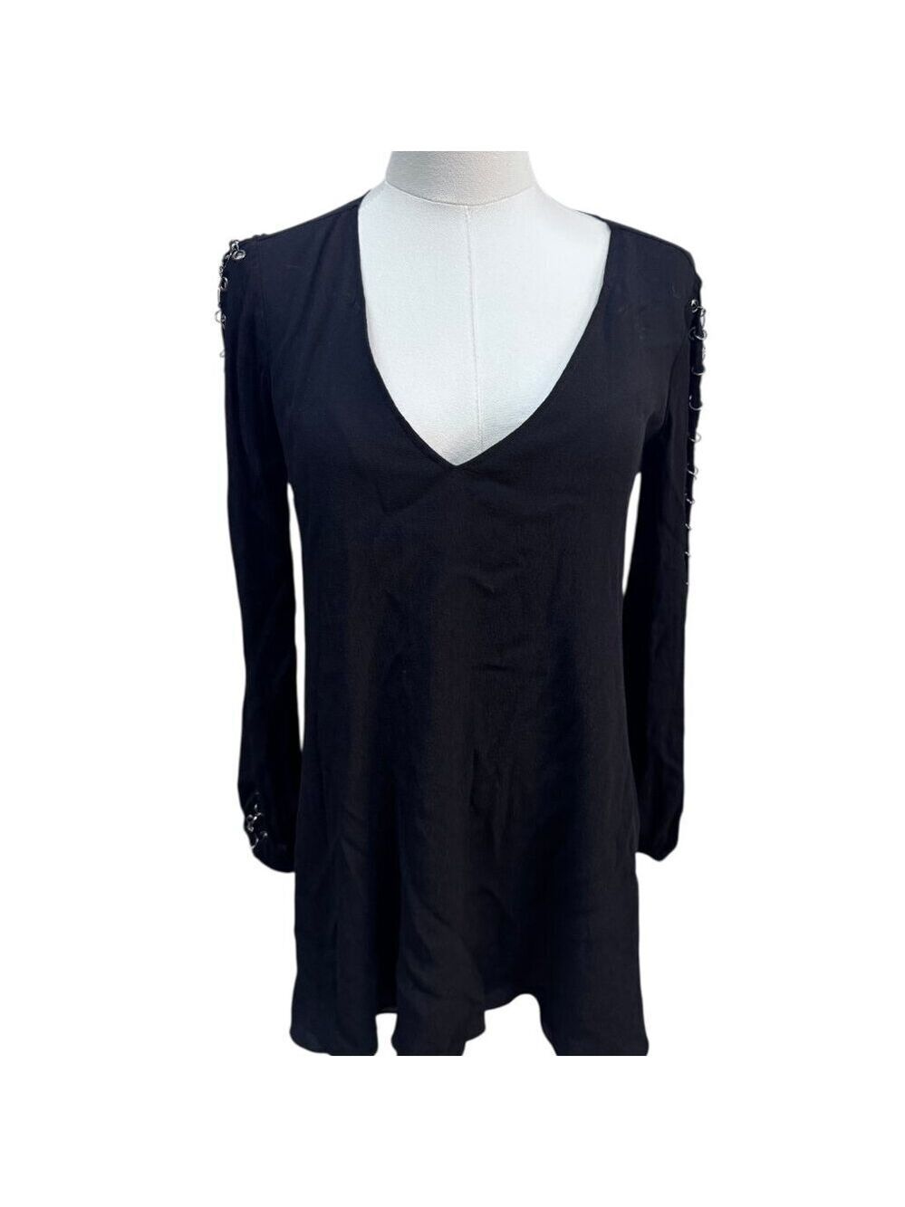 NBD Black Long Sleeve V-Neck Top/Dress with Chain-Link Sleeve Detail Size XS EUC